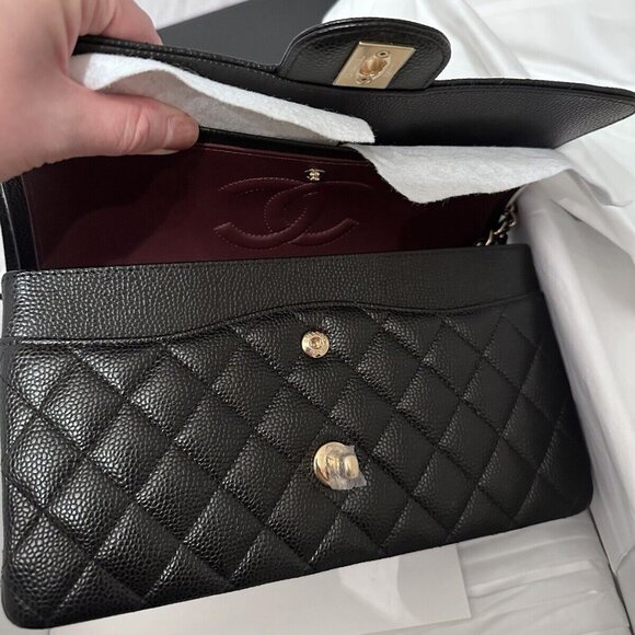 CHANEL Double Flap Classic Jumbo Caviar Gold hardware - Picture 6 of 16